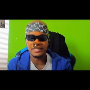 Meet your Posher, Christian